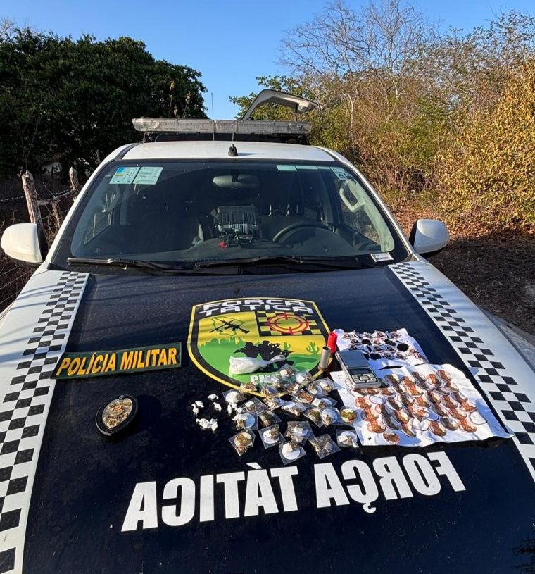 Polícia Militar apreende drogas e munições durante operação em Amontada